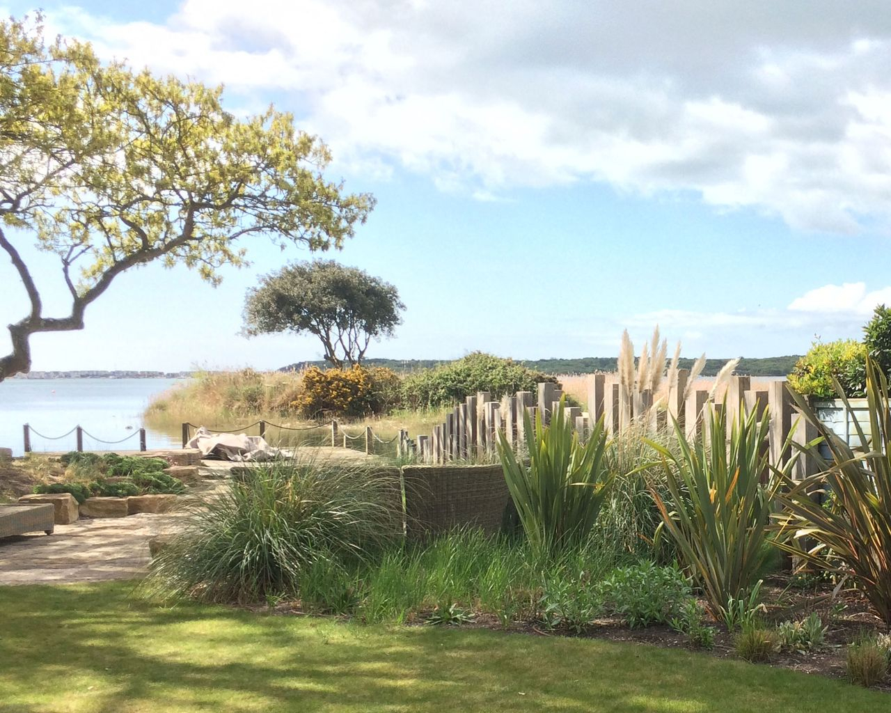 Coastal Garden Ideas: 10 Ways To Design Gardens By The Ocean | Homes ... throughout Coastal Landscaping