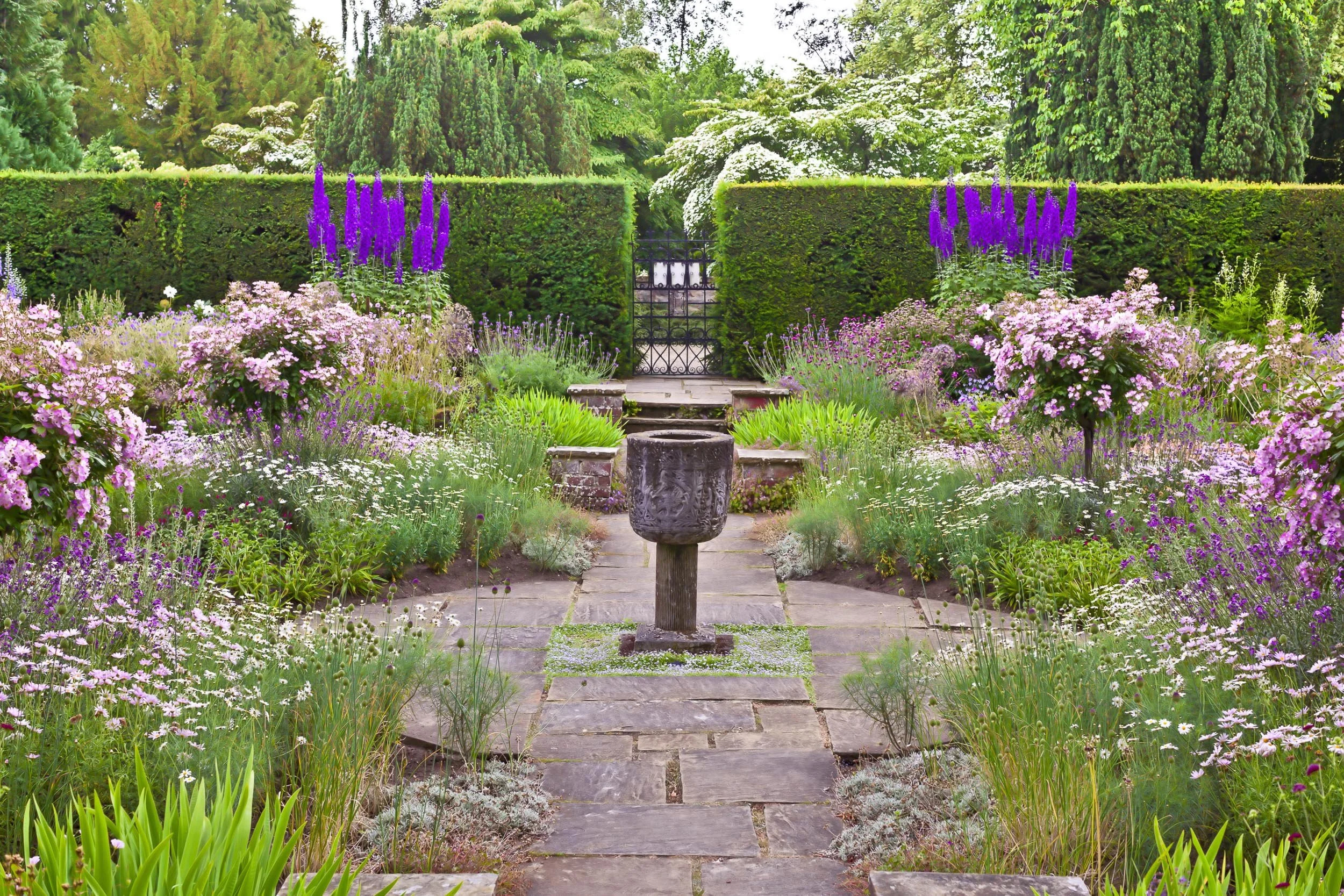 English Cottage Garden Design In Nashville | What It Actually Takes ... with regard to Bringing Victorian Charm to Modern City Plots with Versatile Cottage Garden Designs
