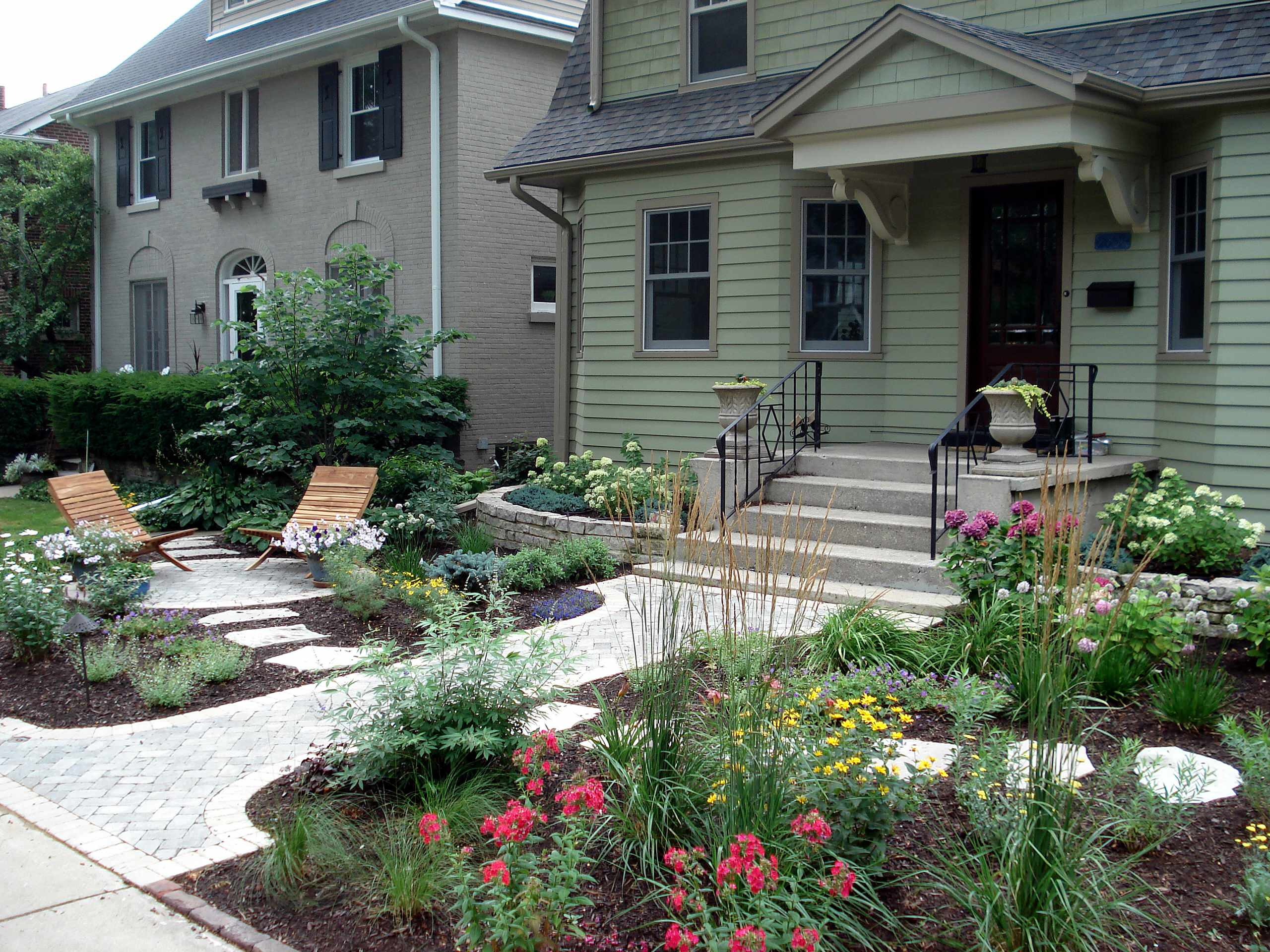 No Grass In Your Front Yard? Here Are 10 Beautiful Ideas To Replace ... with regard to Practical steps to remove your lawn and install a resilient ground cover mix
