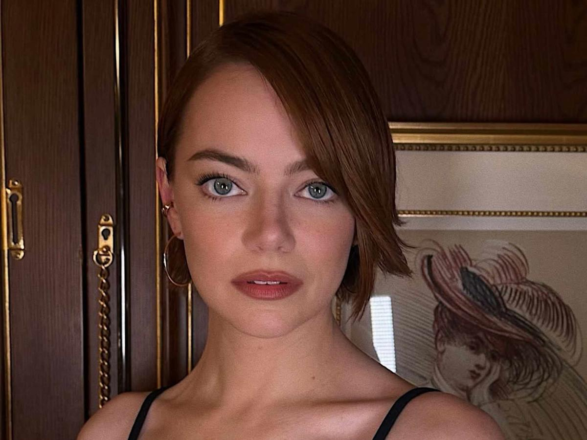 30 Short Haircuts For Fall That Will Convince You To Get An Autumn Chop in When To Cut Back Perennials Fall
