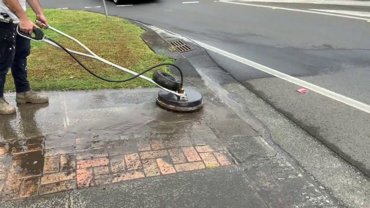 Cost To Pressure Wash Driveway - Brook Pressure Washing for Hidden Factors That Change the Cost of Pressure Washing a Driveway