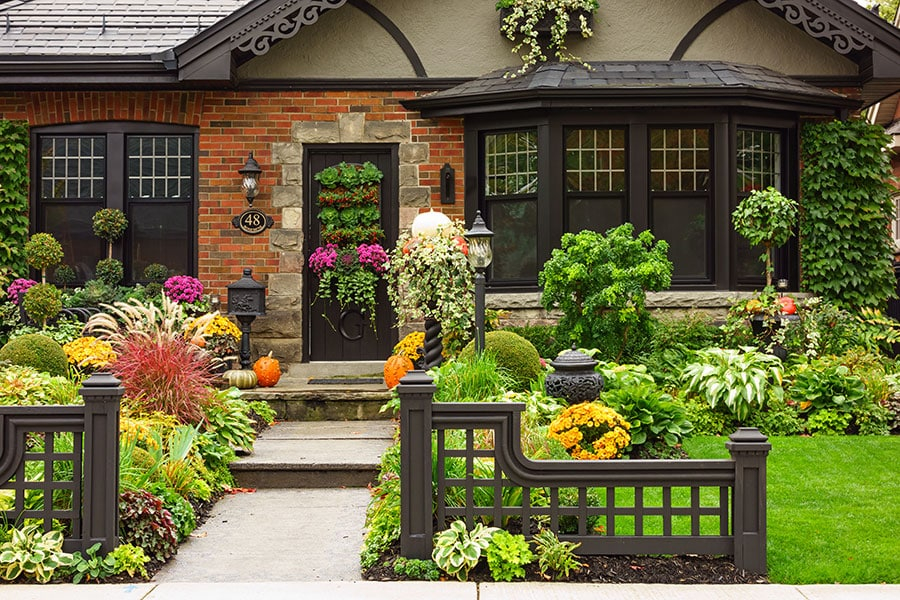 Tips To Improve Home’s Curb Appeal - Realty Fanatics Group inside Creative Homeowners Share Their Best Secrets For Instant Curb Appeal Upgrades
