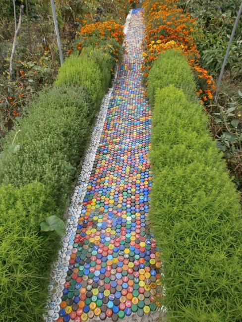 How To Recycle Plastic Bottles For Outdoor Home Decorating And Garden ... pertaining to Clever Methods for Crafting Beautiful Outdoor Walkways Using Recycled Supplies